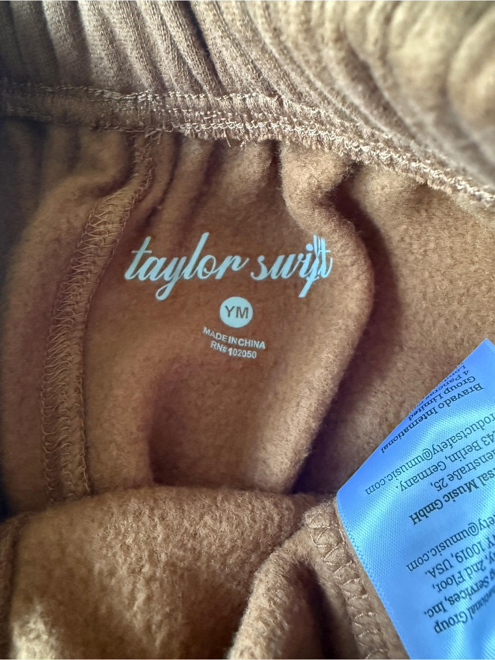 Taylor Swift Eras Tour Acoustic Piano Sweatpants - Picture 6 of 6